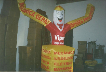 Boneco com boné Inflável - 5