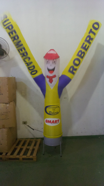 Boneco com boné Inflável - 43