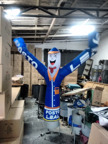 Boneco com boné Inflável - 55